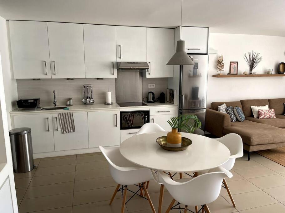 Beautiful Flat In Mont Choisy Appartement Buitenkant foto